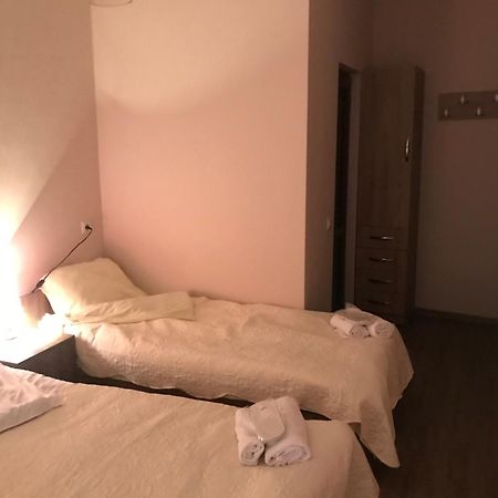 Borjomi Inn Bagian luar foto